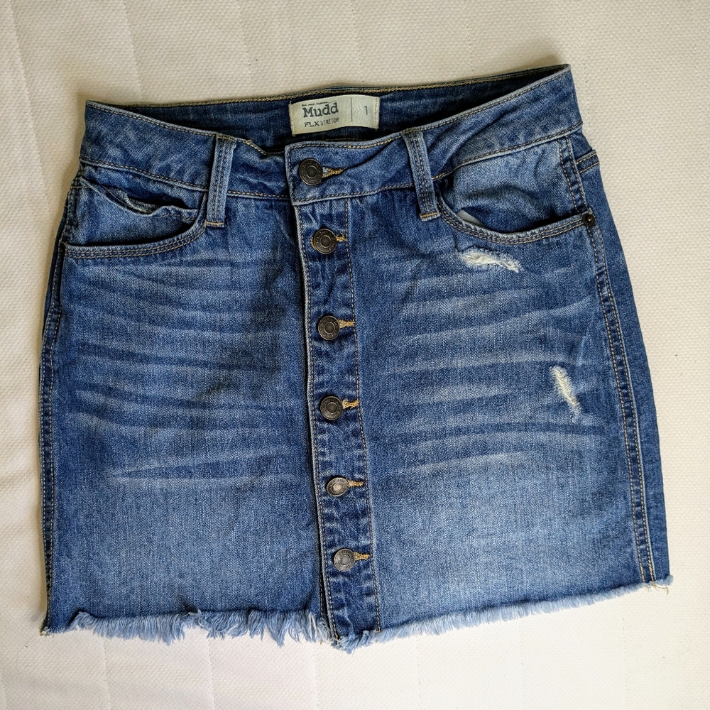 Mudd FLX | Stretch Denim Skirt | Size 1 | Medium Wash
